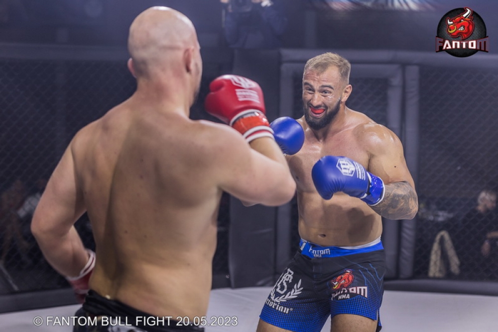 fantom-bull-fight-foto-wojtek-rojek-0877_resize