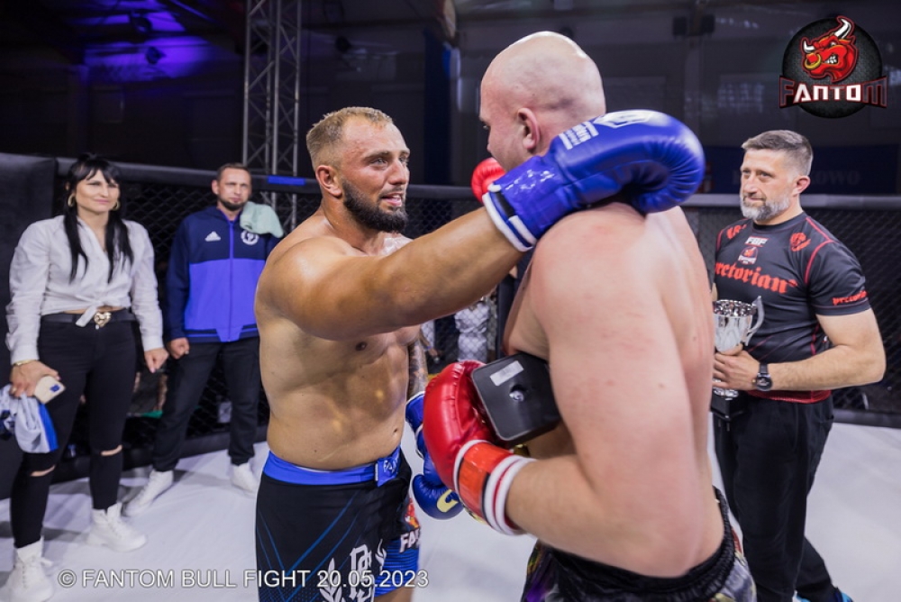 fantom-bull-fight-foto-wojtek-rojek-0911_resize